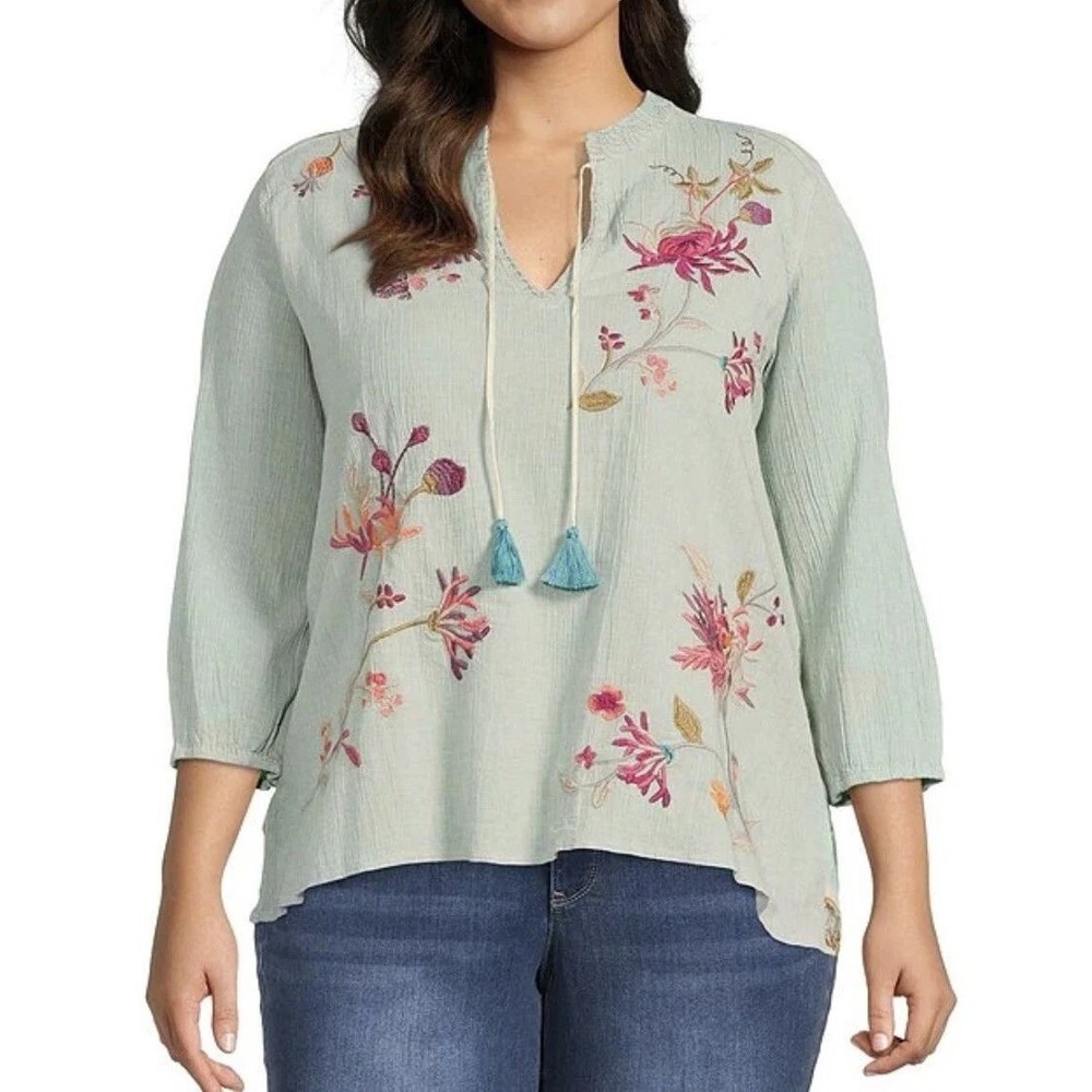 Johnny Was Viviana Effortless Blouse 3X Sage Green Floral Embroidered Silk Back